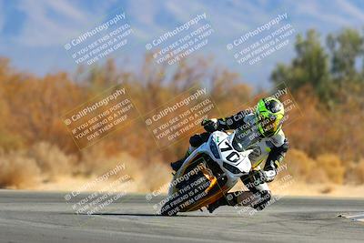 media/Jan-08-2022-SoCal Trackdays (Sat) [[1ec2777125]]/Turn 7 (1035am)/